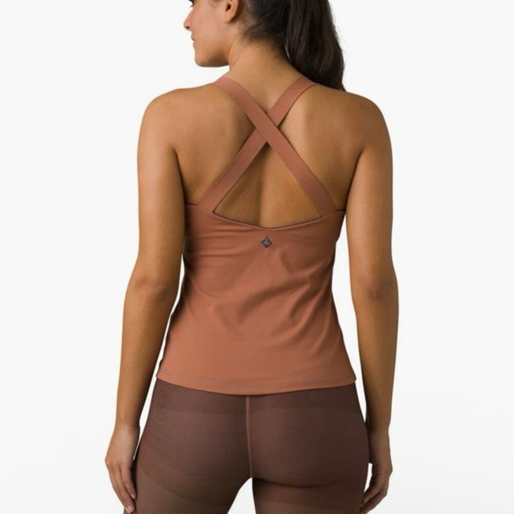 Prana Layna Active Cross Back Shelf Bra Removable Padded Tank Small